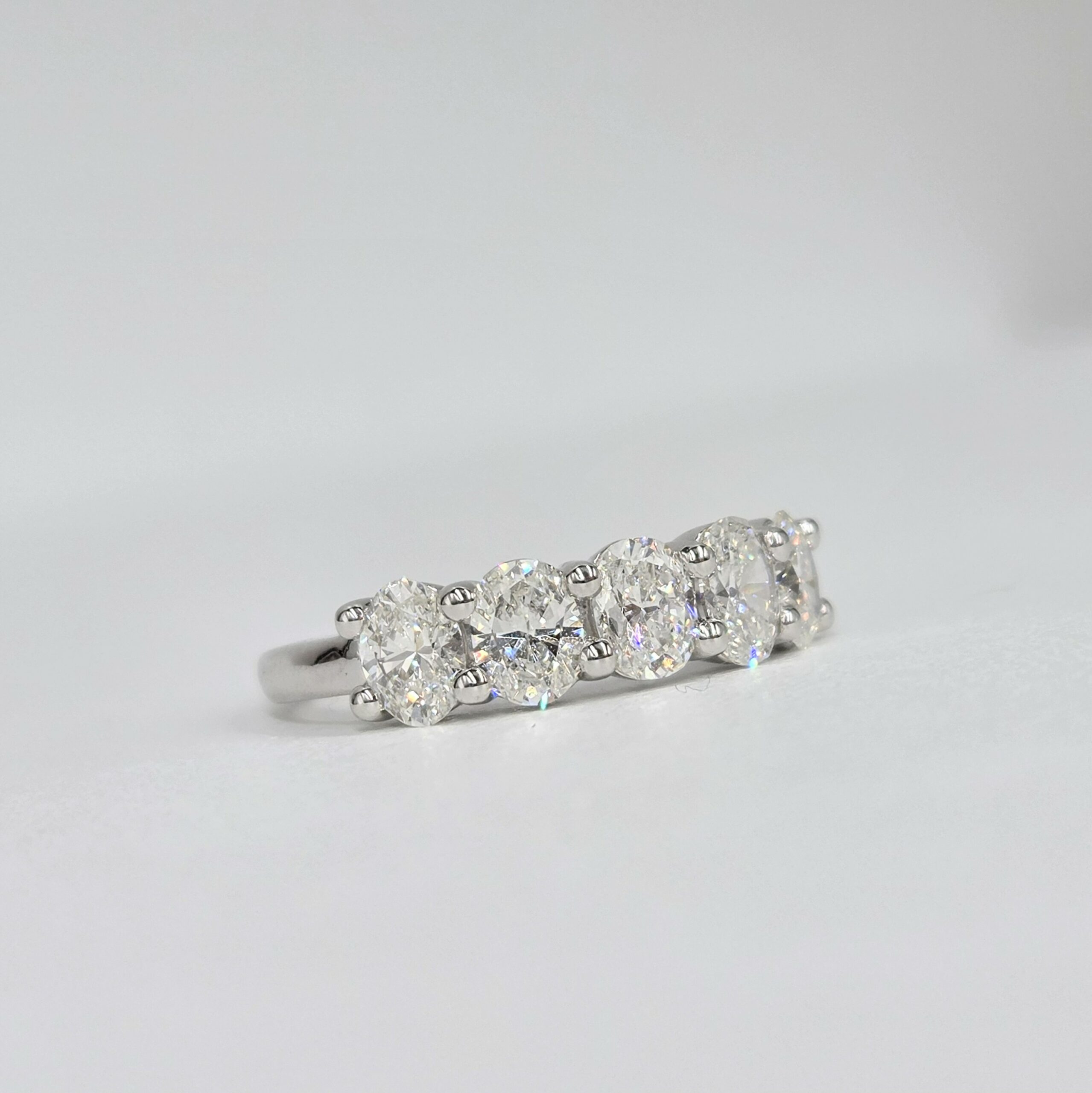 Bague anastasia-bijouterie-joaillerie-diamants-diamants