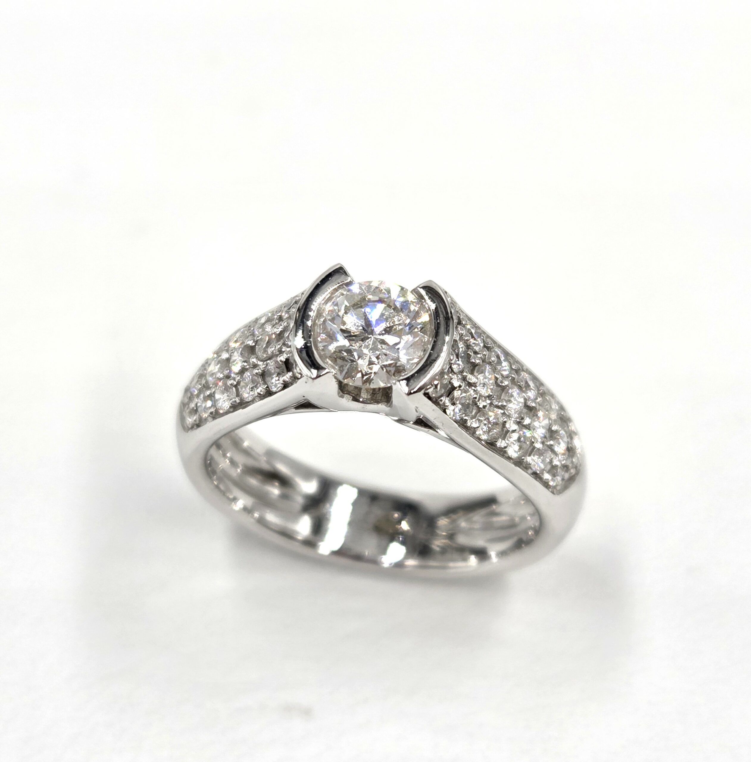 bague pavage diamants or blanc - bijouterie mohedano