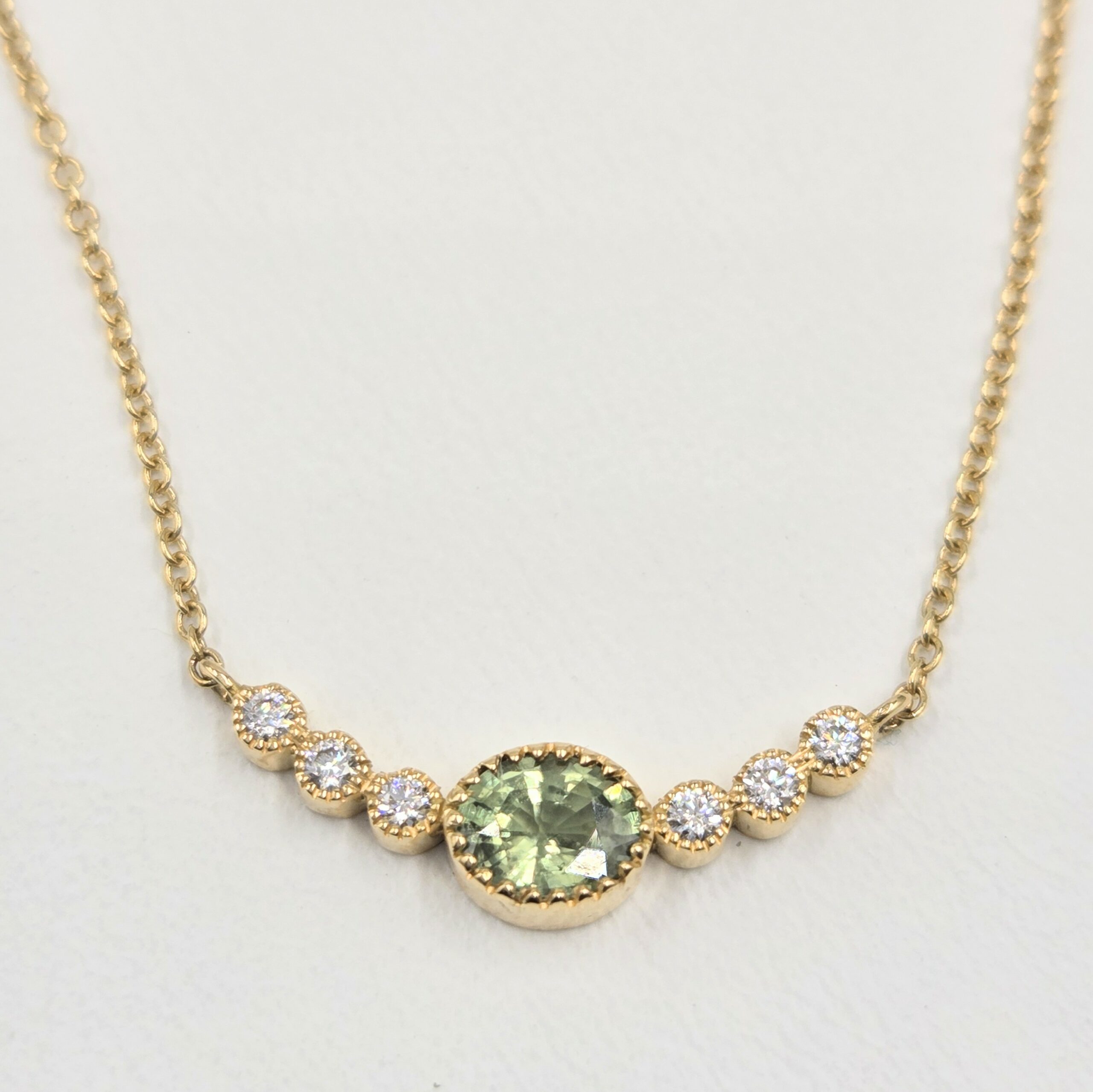 saphir vert et diamants