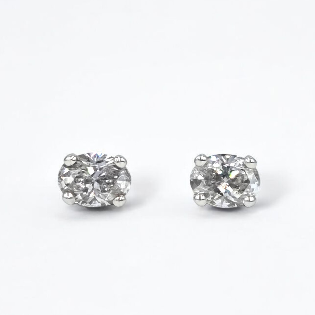 puces diamants taille ovale