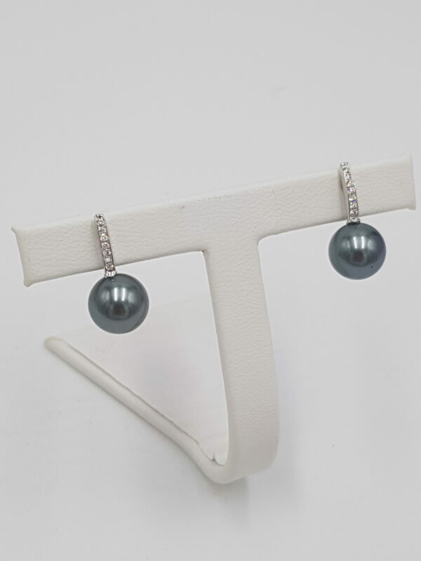 Boucles d'oreilles or blanc perles de Tahiti et Diamants