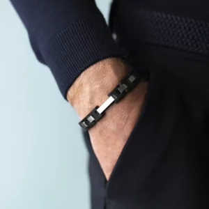 Bracelet homme - Collection Herbelin - Cap Camarat acier et céramique noire – Image 3