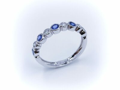 alliance pierre précieuse de couleur