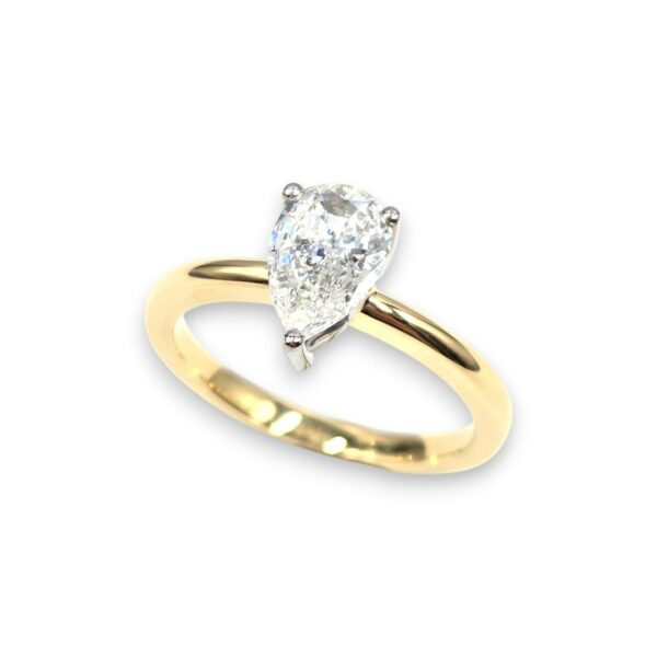 Création Mohedano - Solitaire diamant poire 0,90ct