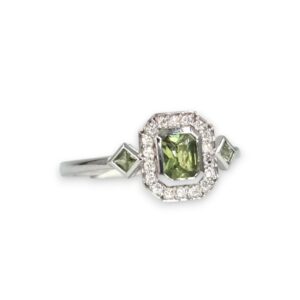 bague art deco saphir vert et diamants